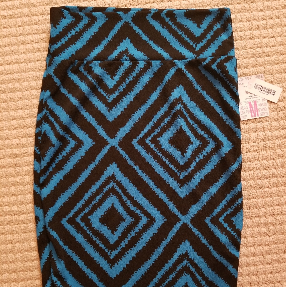 NWT lularoe cassie skirt